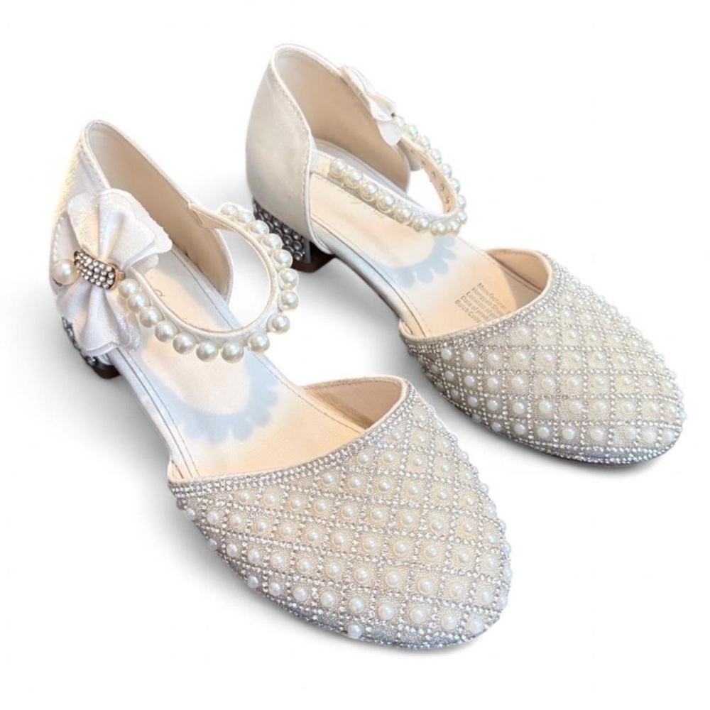 Girl Size 36 Ivory White pearl embellished kitten heels wedding flower girl